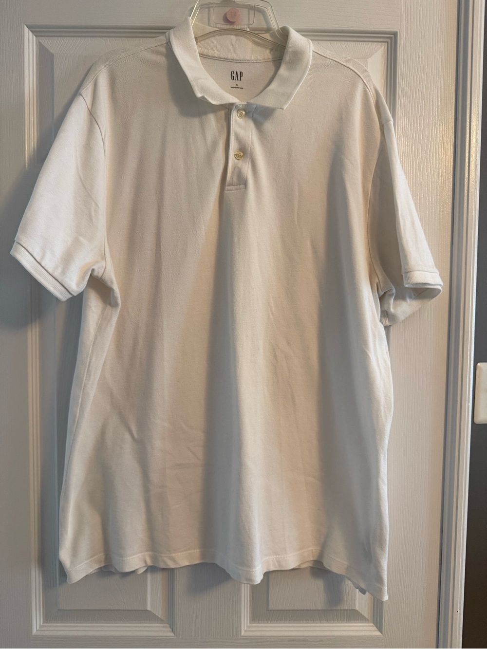 GAP Men’s Ivory Polo Shirt